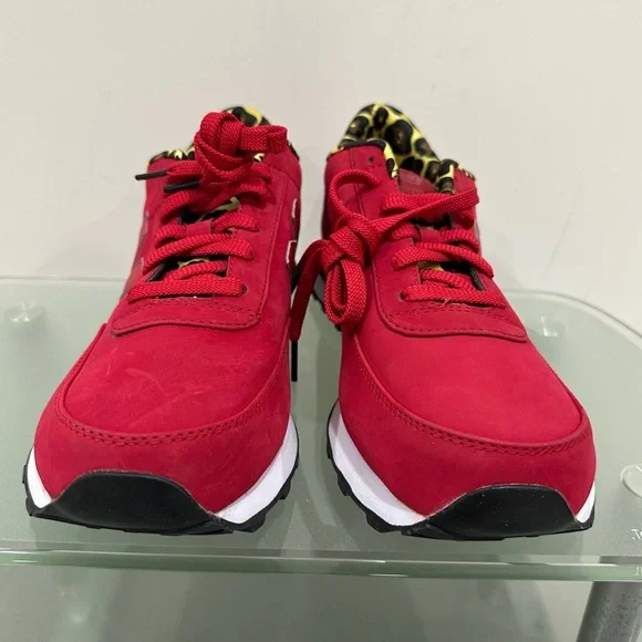 New Balance 501 Women’s Size 11 Red ,Leopard Print, Feminine And Functional - Picture 3 of 10